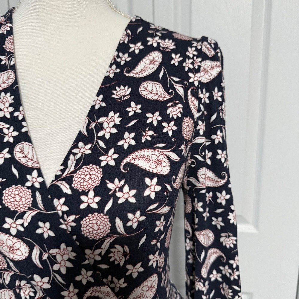 Boden Wrap Dress Midi Paisley Floral N Neck size medium size 10 medium viscose - Picture 10 of 10